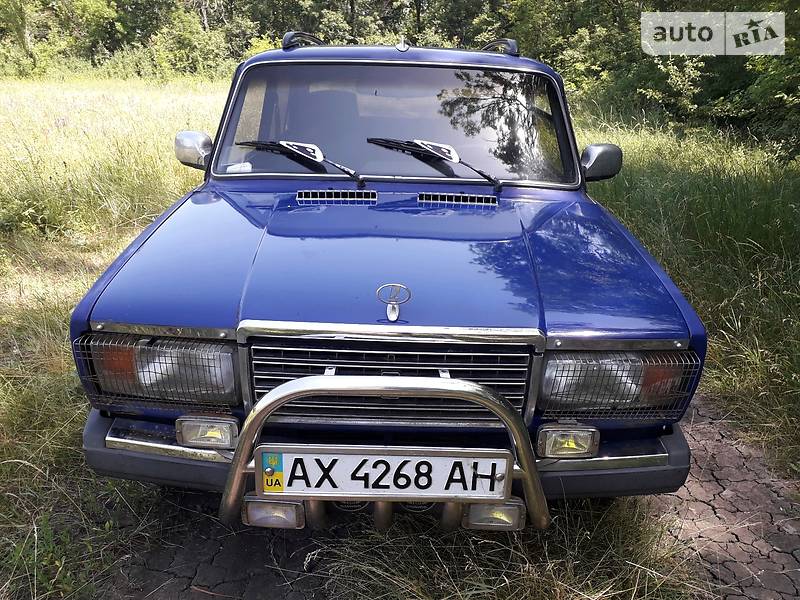 Седан ВАЗ / Lada 2105 1983 в Харькове