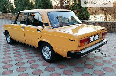 Седан ВАЗ 2105 1982 в 