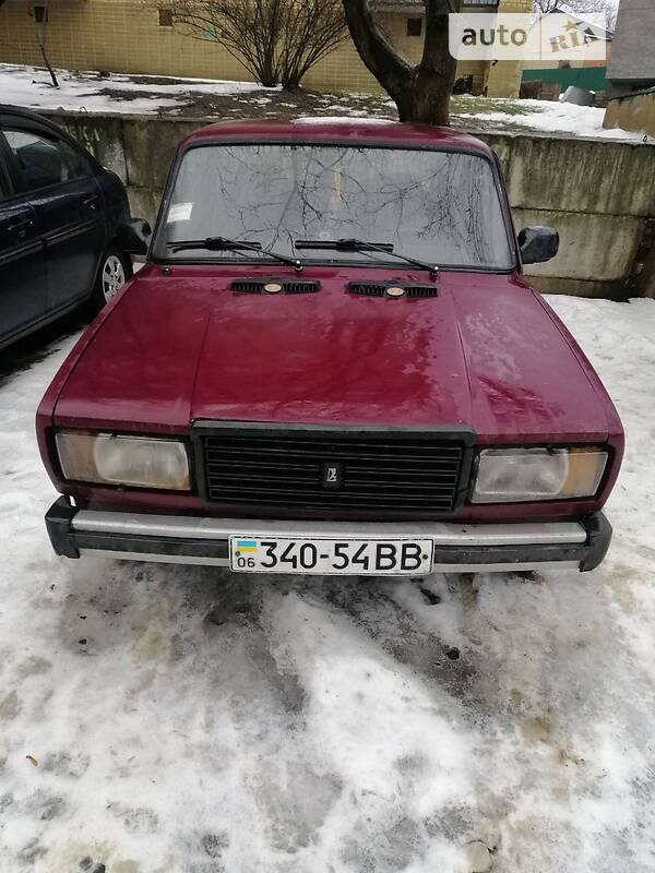 Седан ВАЗ / Lada 2105 1986 в Киеве