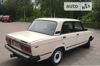 Седан ВАЗ / Lada 2105 1987 в Миргороде