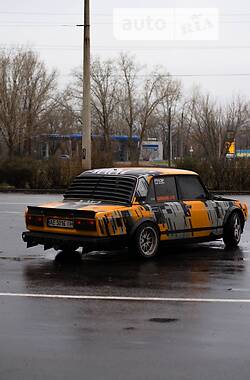 Седан ВАЗ / Lada 2105 1982 в Днепре