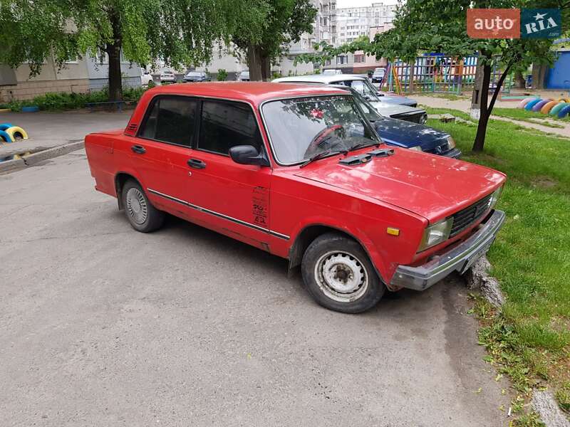 Седан ВАЗ / Lada 2105 1981 в Белой Церкви