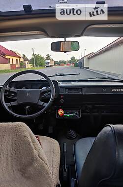 Седан ВАЗ / Lada 2105 1989 в Корюковке