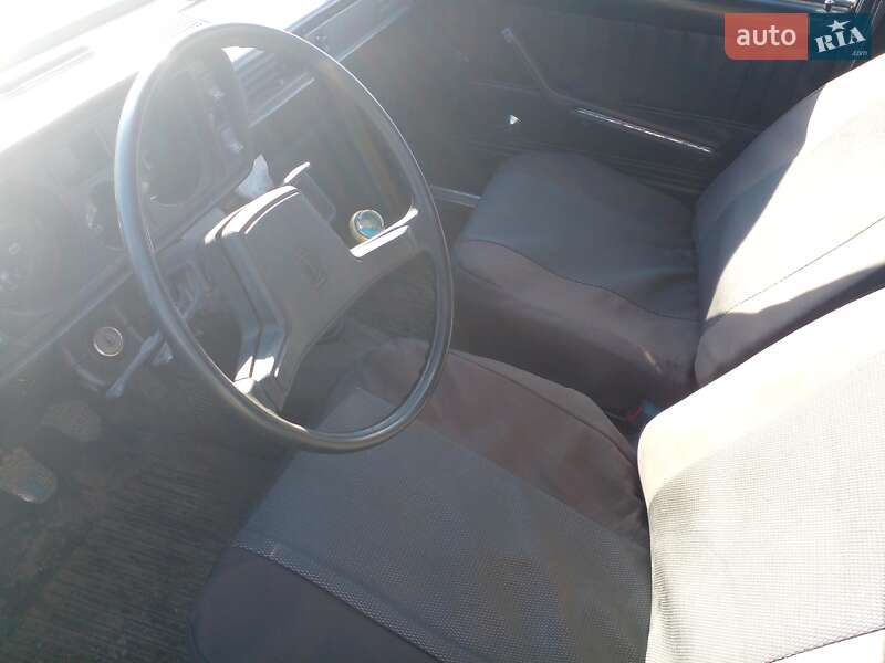 Седан ВАЗ / Lada 2105 1983 в Бережанах