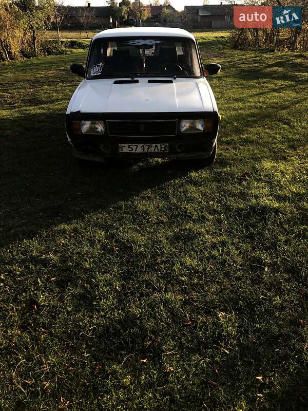 Седан ВАЗ / Lada 2105 1980 в Рава-Руській