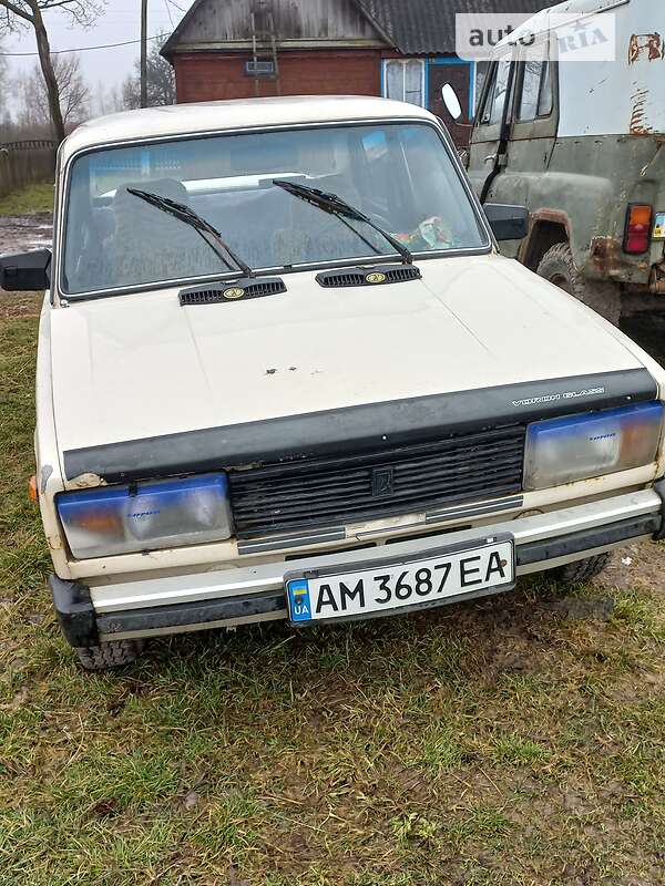 Седан ВАЗ / Lada 2105 1989 в Олевске