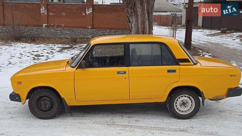 Седан ВАЗ / Lada 2105 1981 в Кременчуці