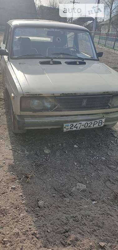 Седан ВАЗ / Lada 2105 1991 в Вараші