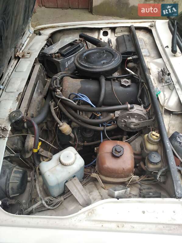 Седан ВАЗ / Lada 2105 1991 в Житомире