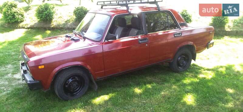 Седан ВАЗ / Lada 2105 1993 в Галиче