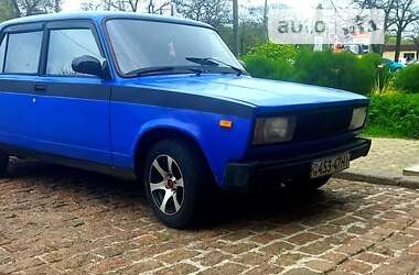 Седан ВАЗ / Lada 2105 1989 в Миколаєві