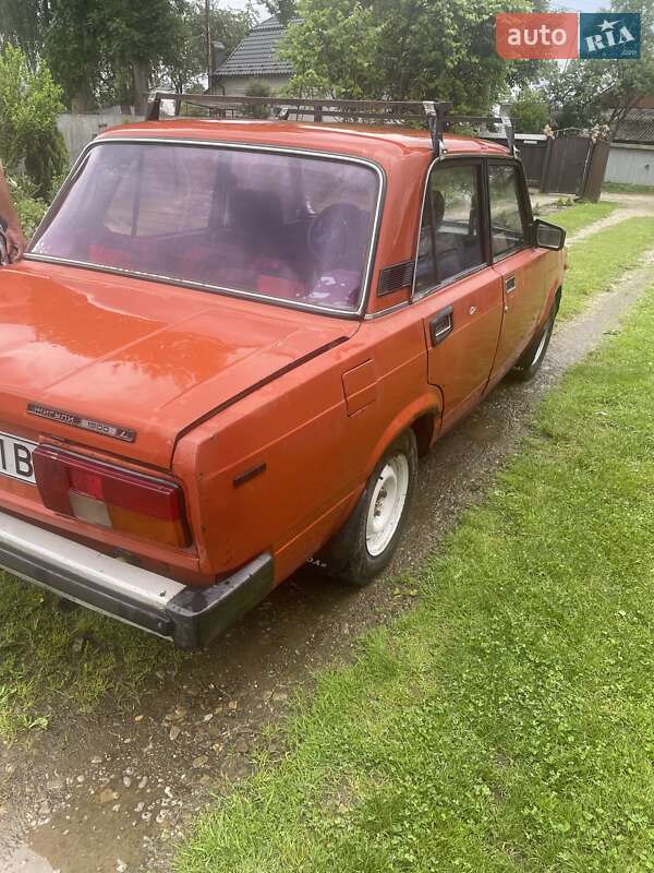 Седан ВАЗ / Lada 2105 1982 в Косове
