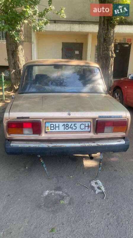 Седан ВАЗ / Lada 2105 1983 в Одесі