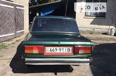 Седан ВАЗ / Lada 2105 1981 в Іваничах