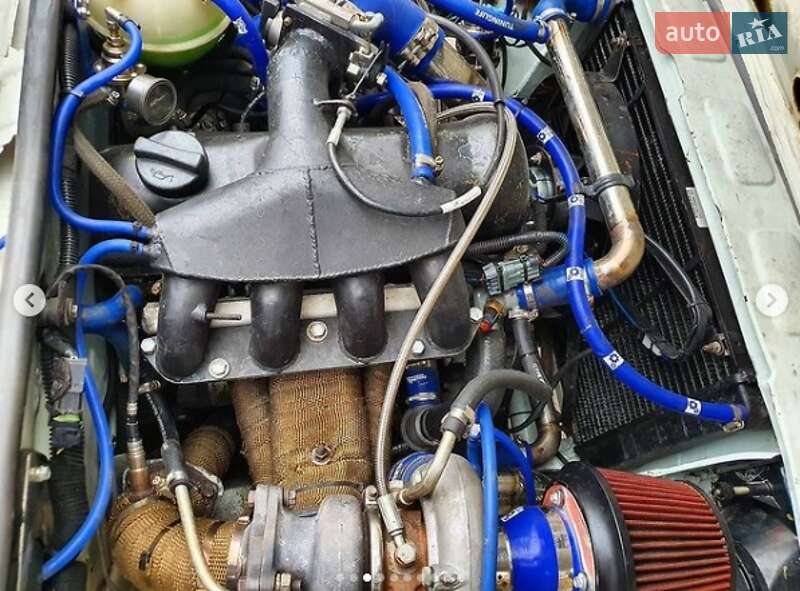 Седан ВАЗ / Lada 2105 1983 в Харкові