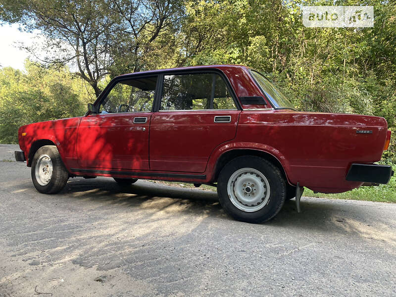 Седан ВАЗ / Lada 2105 1996 в Днепре