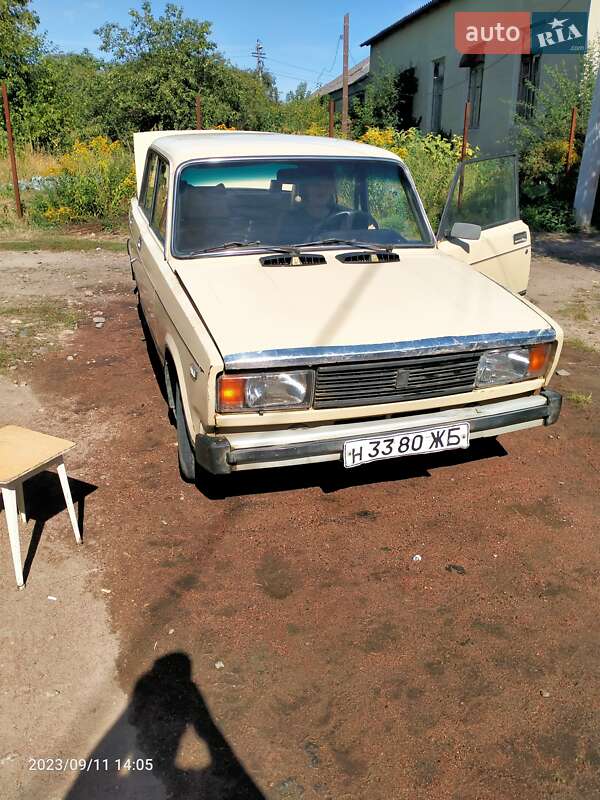 Седан ВАЗ / Lada 2105 1983 в Хорошеві