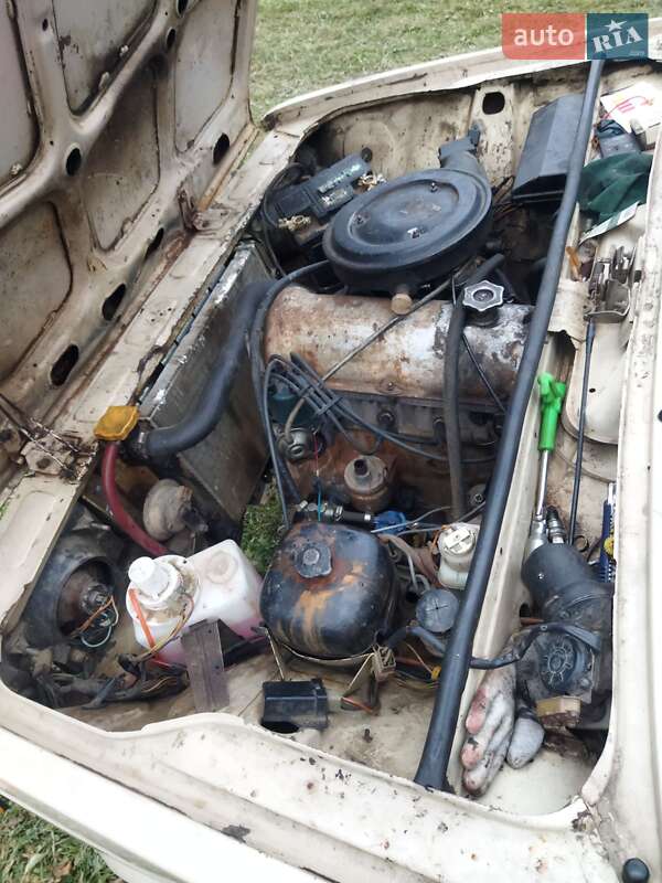 Седан ВАЗ / Lada 2105 1989 в Турці