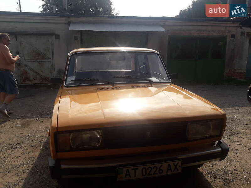 Седан ВАЗ / Lada 2105 1981 в Івано-Франківську