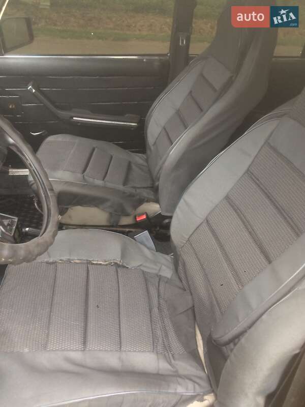 Седан ВАЗ / Lada 2105 1984 в Львові