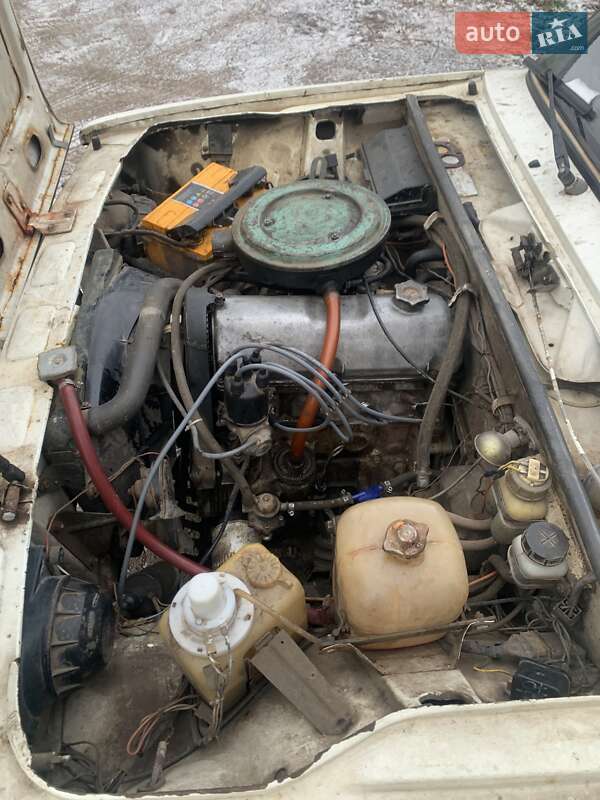 Седан ВАЗ / Lada 2105 1988 в Шишаки фото 5 Седан ВАЗ / Lada 2105 1988 в Шишаки