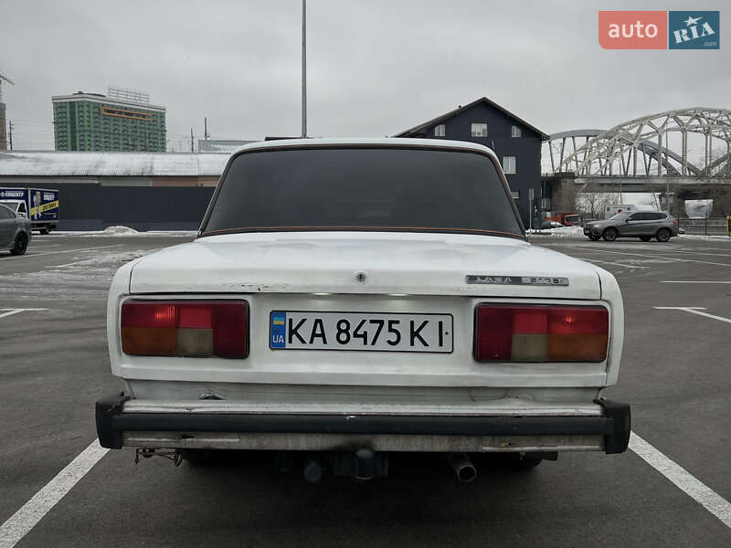 Седан ВАЗ / Lada 2105 1982 в Києві