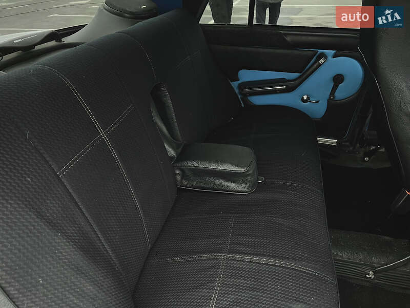 Седан ВАЗ / Lada 2105 1982 в Києві