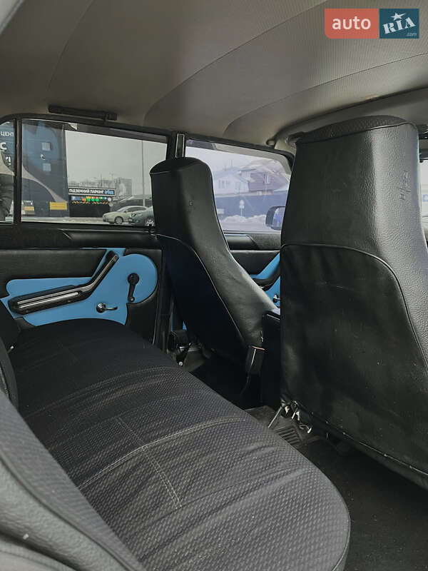 Седан ВАЗ / Lada 2105 1982 в Києві