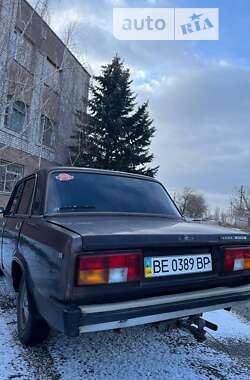 Седан ВАЗ / Lada 2105 1986 в Миколаєві
