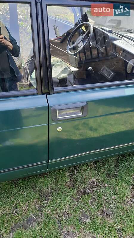 Седан ВАЗ / Lada 2105 1983 в Днепре