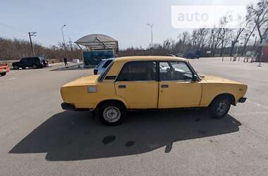 Седан ВАЗ / Lada 2105 1984 в Харькове