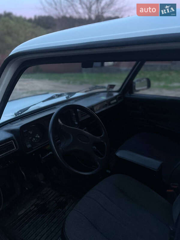 Седан ВАЗ / Lada 2105 1999 в Коростишеві фото 6 Седан ВАЗ / Lada 2105 1999 в Коростишеві