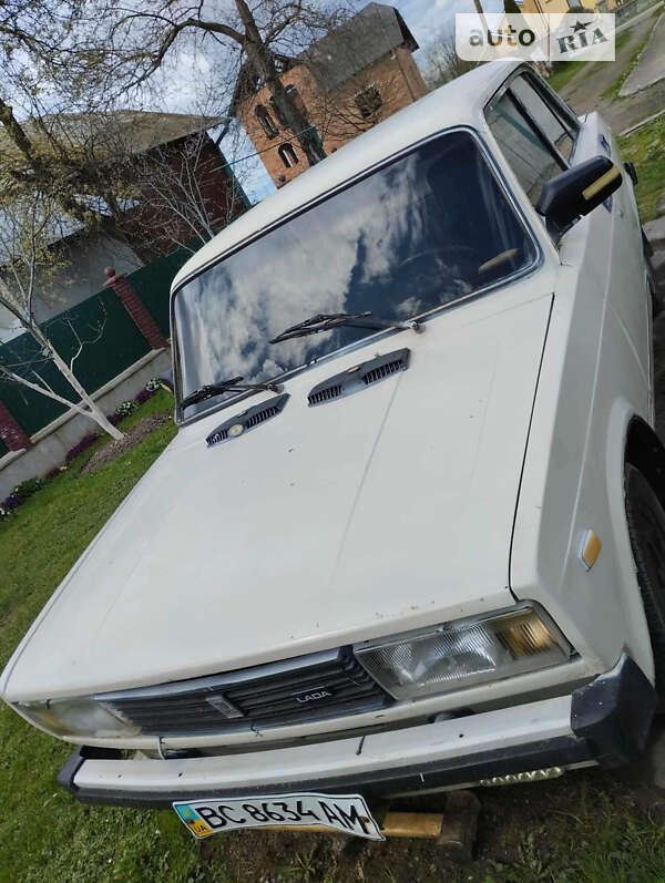 Седан ВАЗ / Lada 2105 1987 в Стрию