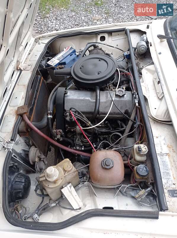 Седан ВАЗ / Lada 2105 1986 в Каменском