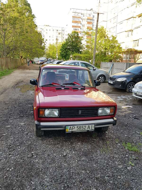 Седан ВАЗ / Lada 2105 1992 в Запорожье