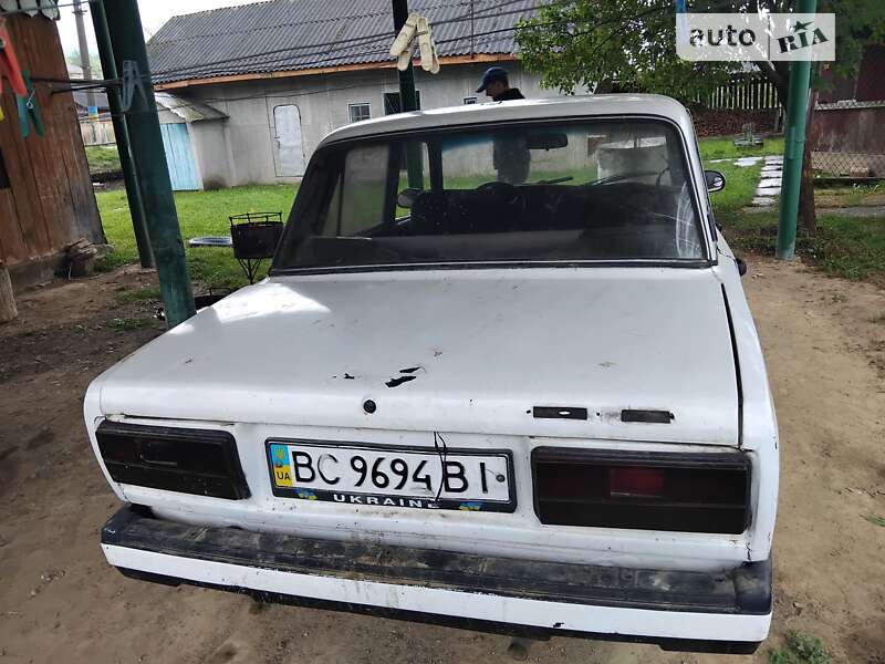 Седан ВАЗ / Lada 2105 1985 в Дрогобыче