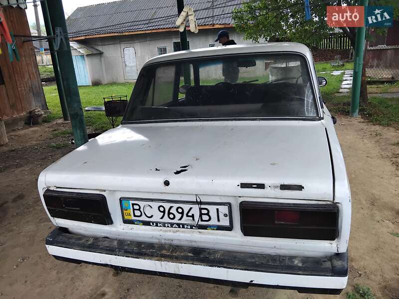 Седан ВАЗ / Lada 2105 1985 в Дрогобичі фото 3 Седан ВАЗ / Lada 2105 1985 в Дрогобичі