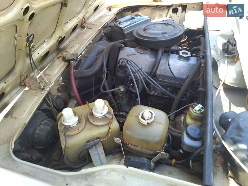 Седан ВАЗ / Lada 2105 1991 в Александрие