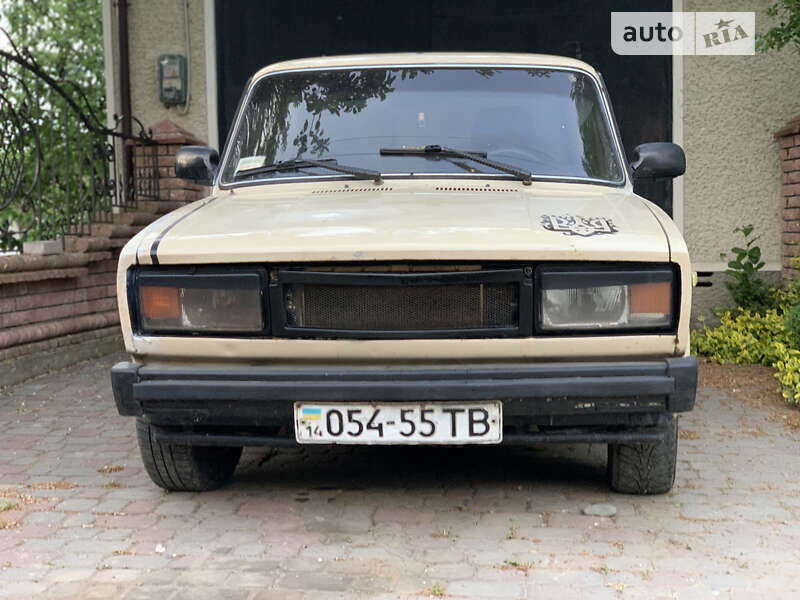 Седан ВАЗ / Lada 2105 1987 в Калуші