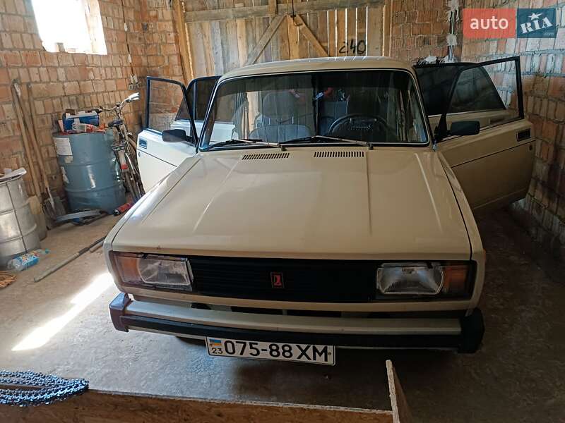 Седан ВАЗ / Lada 2105 1987 в Черновцах фото 2 Седан ВАЗ / Lada 2105 1987 в Черновцах