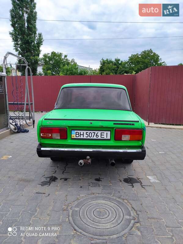 Седан ВАЗ / Lada 2105 2001 в Одессе