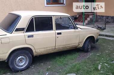 Седан ВАЗ / Lada 2105 1989 в Ужгороде