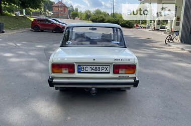 Седан ВАЗ / Lada 2105 1987 в Львове