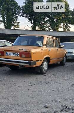 Седан ВАЗ / Lada 2105 1982 в Запорожье