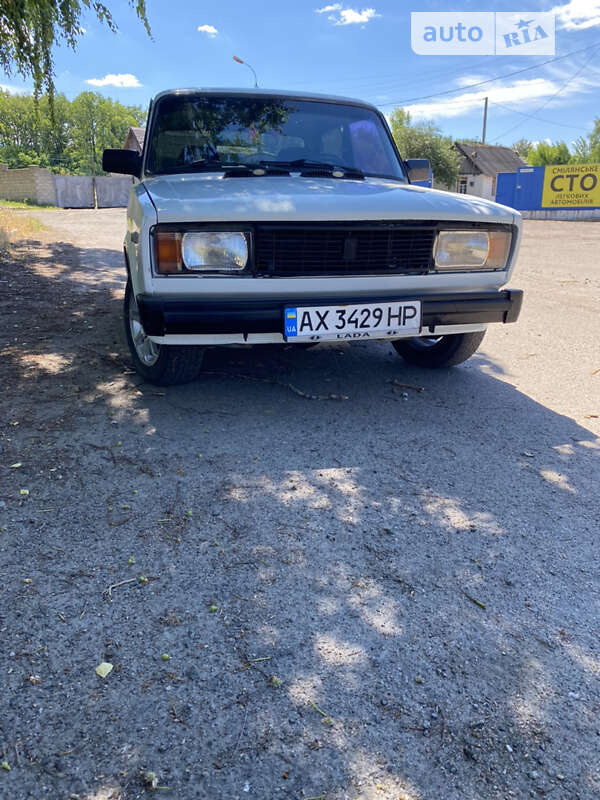 Седан ВАЗ / Lada 2105 1994 в Смілі