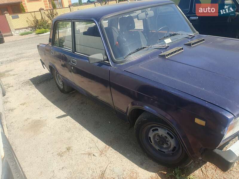 Седан ВАЗ / Lada 2105 1986 в Полтаві