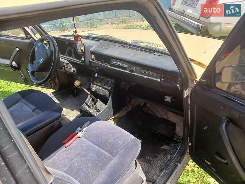 Седан ВАЗ / Lada 2105 1988 в Тиврову