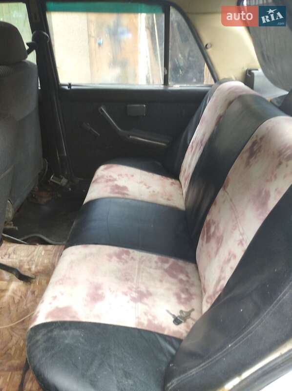 Седан ВАЗ / Lada 2105 1990 в Калуше