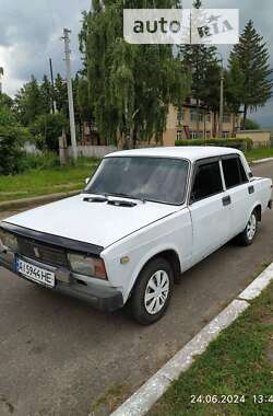 Седан ВАЗ / Lada 2105 1996 в Березані