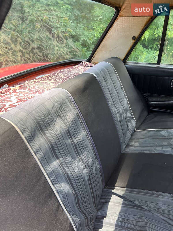 Седан ВАЗ / Lada 2105 1982 в Львові